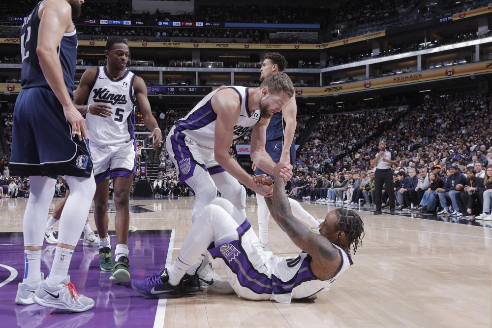 依旧亮眼 依旧亮眼