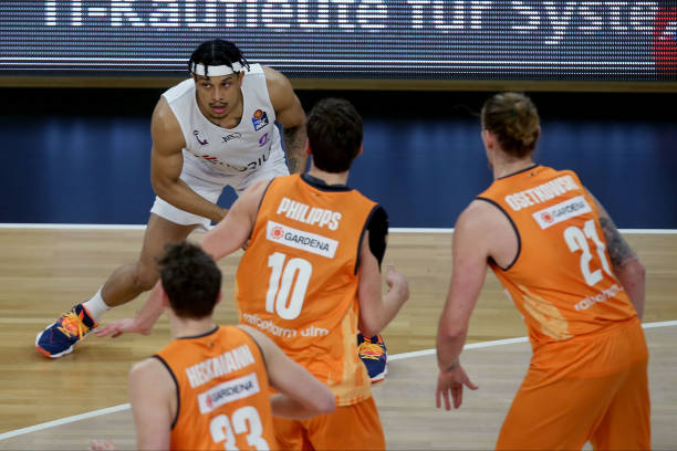 一步巩固了 一步巩固了