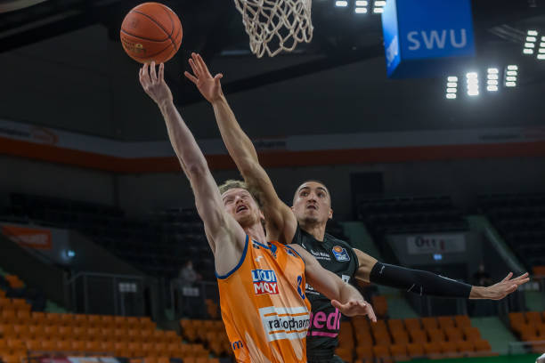 前锋能够上 前锋能够上