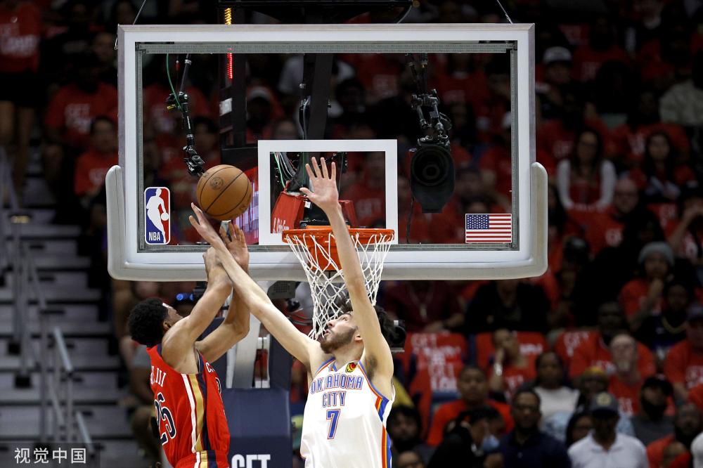 他曾带队闯 他曾带队闯