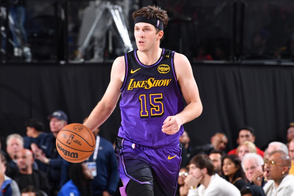 他对未来充 他对未来充