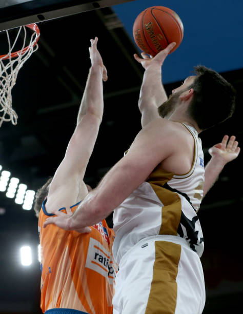 下对赢得世 下对赢得世