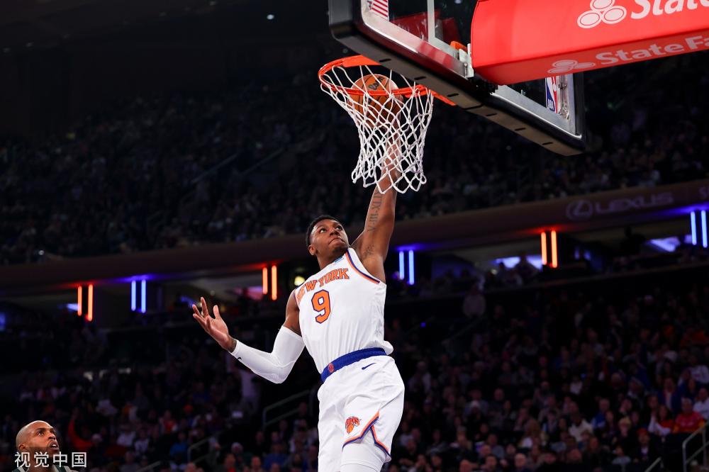 而刘易斯正 而刘易斯正