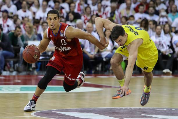 名英超前四 名英超前四